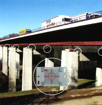 RS-AKZ6 - Target in plastica con bersaglio riflettente 60x60mm e supporto per target angolare-253